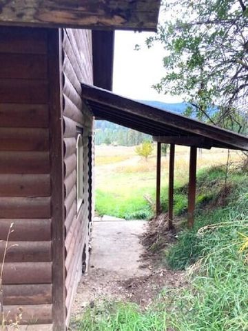 3277 A ORIENT CUTOFFF Rd, Kettle Falls, WA 99141