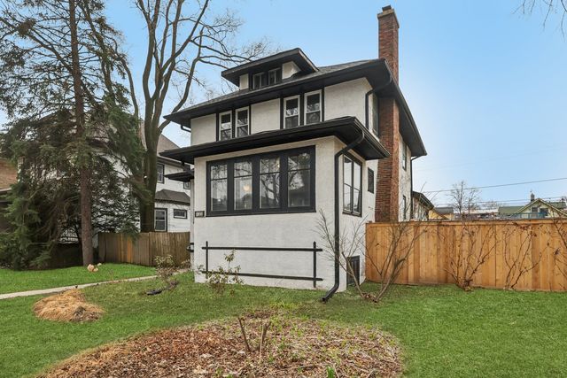 733 S Oak Park Avenue, Oak Park, IL 60304