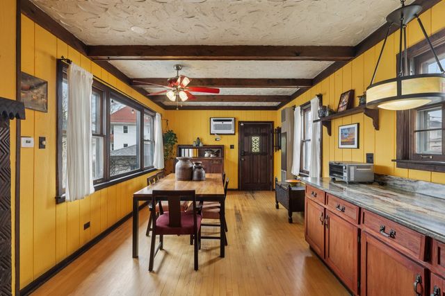 733 S Oak Park Avenue, Oak Park, IL 60304