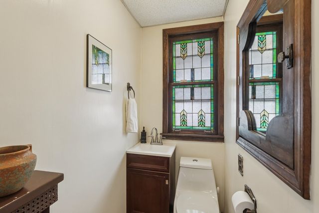 733 S Oak Park Avenue, Oak Park, IL 60304