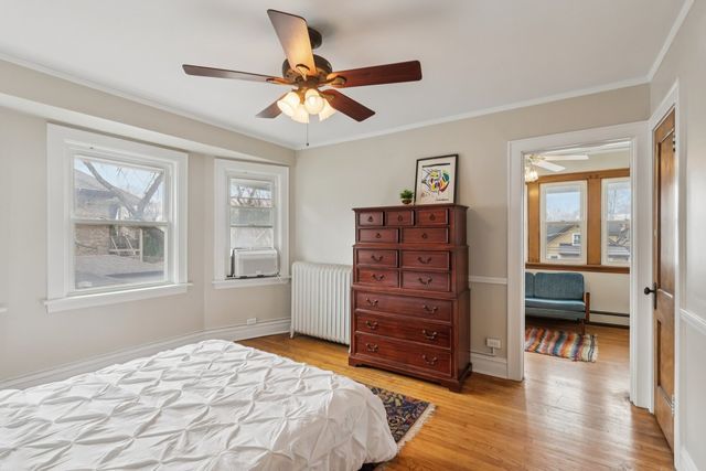 733 S Oak Park Avenue, Oak Park, IL 60304