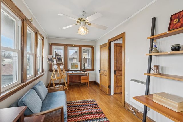 733 S Oak Park Avenue, Oak Park, IL 60304