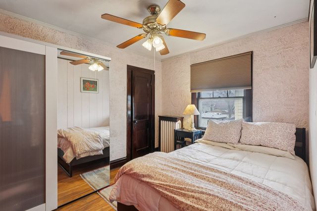 733 S Oak Park Avenue, Oak Park, IL 60304