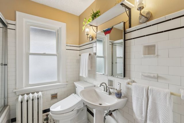 733 S Oak Park Avenue, Oak Park, IL 60304