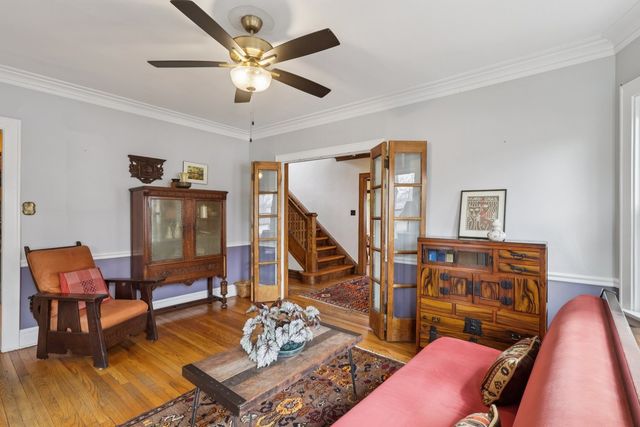 733 S Oak Park Avenue, Oak Park, IL 60304