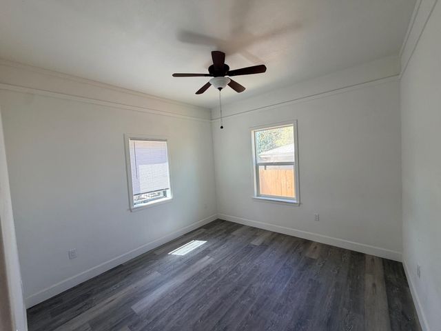 2427 E Tyler, Fresno, CA 93701