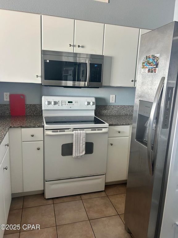 Image 8 of property listing at 9900 S Thomas Drive 1019, Panama City Beach, FL 32408