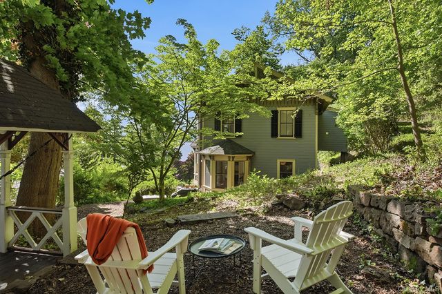 215 River Road, Nyack, NY 10960