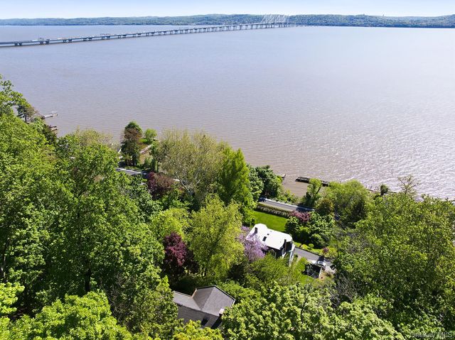 215 River Road, Nyack, NY 10960