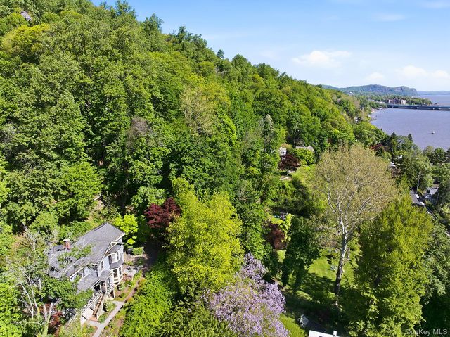215 River Road, Nyack, NY 10960