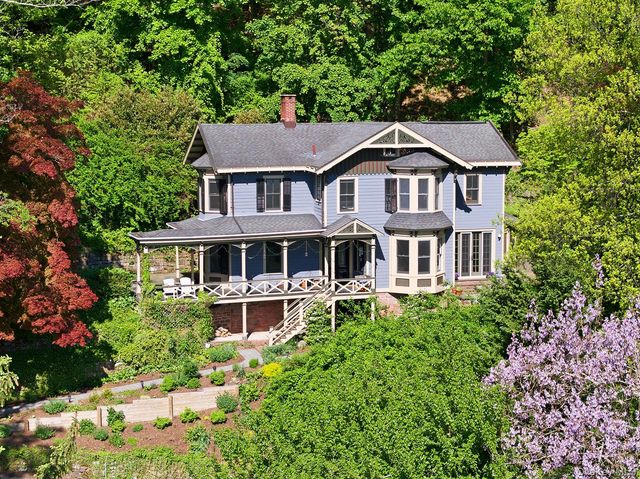 215 River Road, Nyack, NY 10960