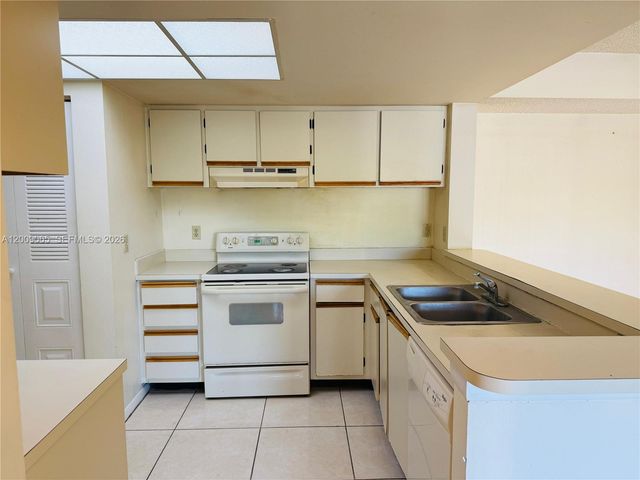 9266 W Atlantic Blvd 1026, Coral Springs, FL 33071