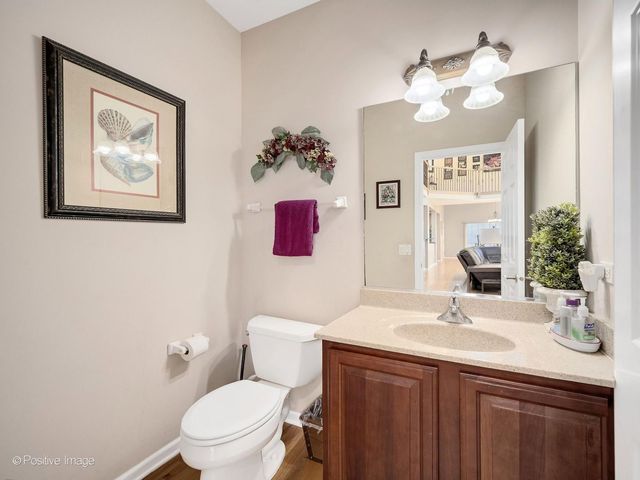 537 N Sycamore Lane, North Aurora, IL 60542