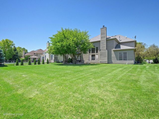 537 N Sycamore Lane, North Aurora, IL 60542