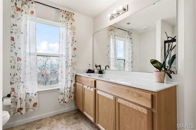 1560 Winding Meadows Drive, Fenton, MO 63026