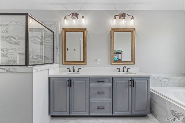 836 Hedgefield Way, Prattville, AL 36066