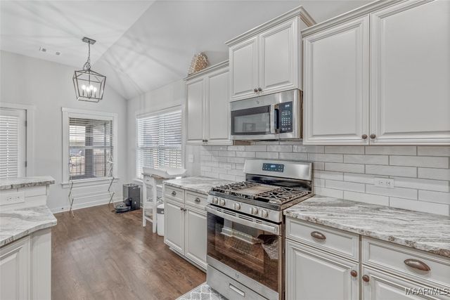 836 Hedgefield Way, Prattville, AL 36066