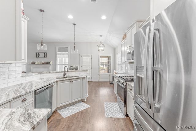 836 Hedgefield Way, Prattville, AL 36066