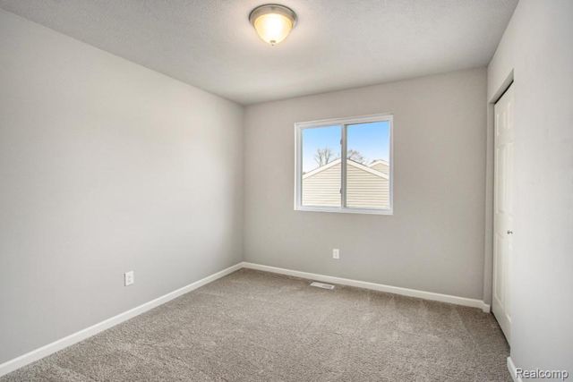 3157 Wild Orchid Lane, Burton, MI 48519