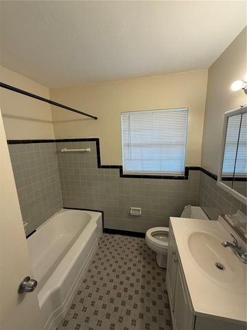 1915 E FERN ROAD, Lakeland, FL 33801