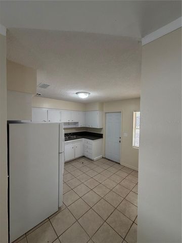 1915 E FERN ROAD, Lakeland, FL 33801