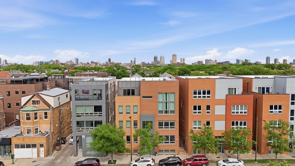 2743 N Ashland Avenue 1S, Chicago, IL 60614