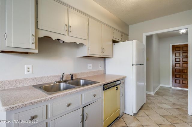 2185 Baywood Drive, Biloxi, MS 39532