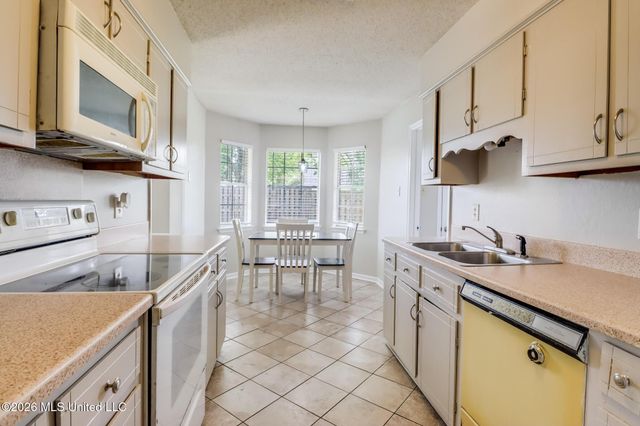 2185 Baywood Drive, Biloxi, MS 39532