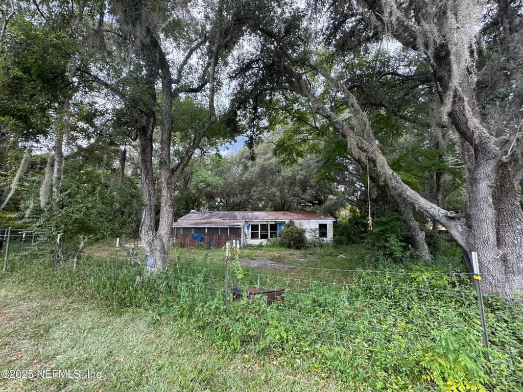6081 STATE ROAD 100, Keystone Heights, FL 32656