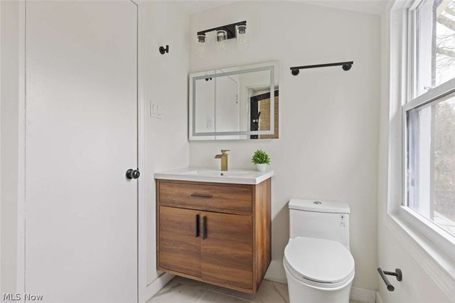 1426 Westover Road, Cleveland Heights, OH 44118