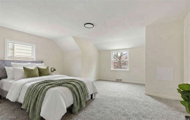 1426 Westover Road, Cleveland Heights, OH 44118