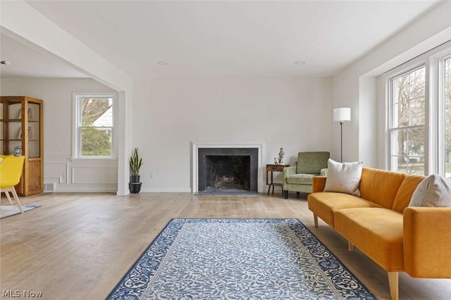 1426 Westover Road, Cleveland Heights, OH 44118