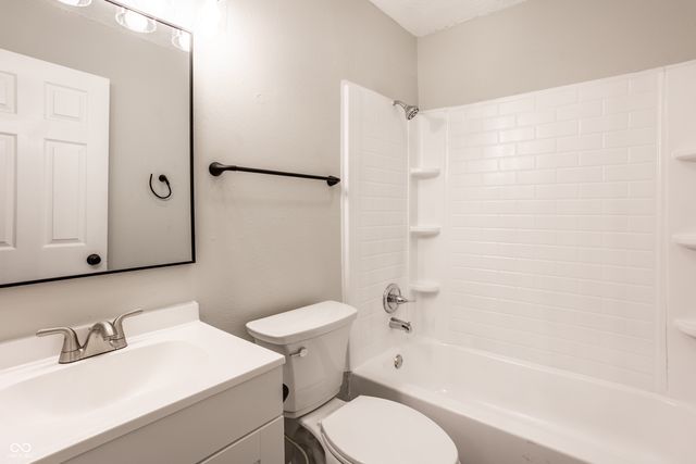 407 Ada Lane, Beech Grove, IN 46107