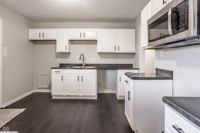 407 Ada Lane, Beech Grove, IN 46107