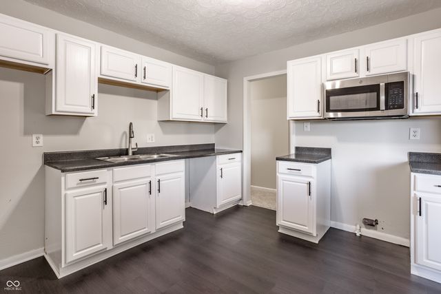 407 Ada Lane, Beech Grove, IN 46107