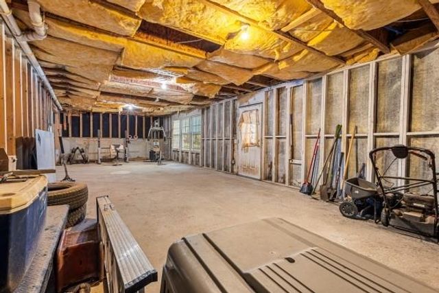 63 Creekmoore Court, Douglasville, GA 30134