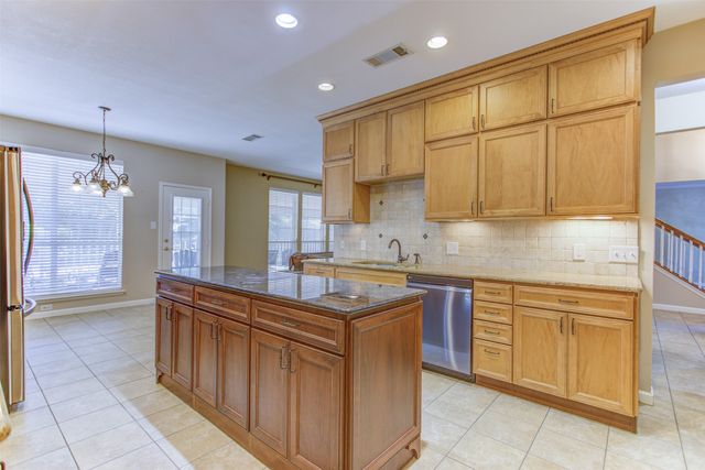 8412 Fort Union Court, Fort Worth, TX 76137