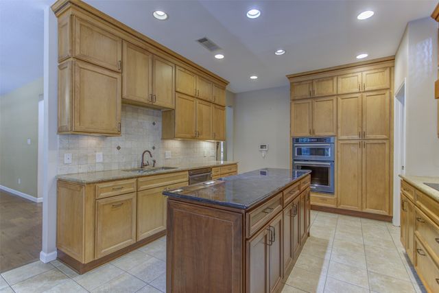 8412 Fort Union Court, Fort Worth, TX 76137