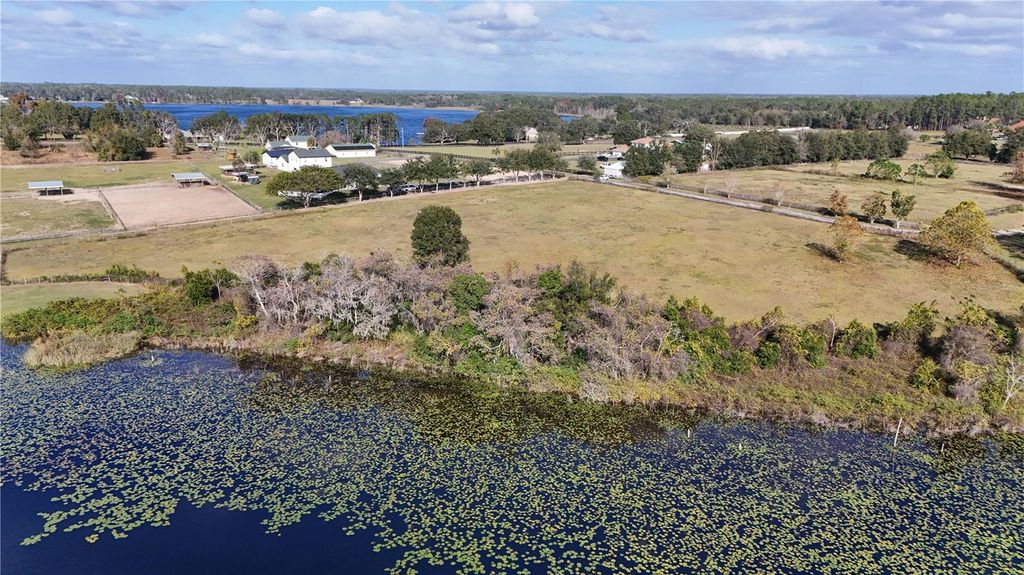 Image 4 of property listing at KENNY TRAIL, Eustis, FL 32736