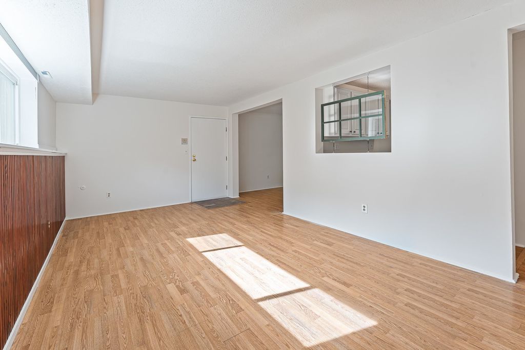 1 Brookside Dr Apt 2, Exeter, NH 03833