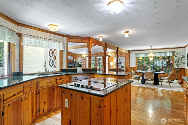 2015 290th Avenue NE, Carnation, WA 98014
