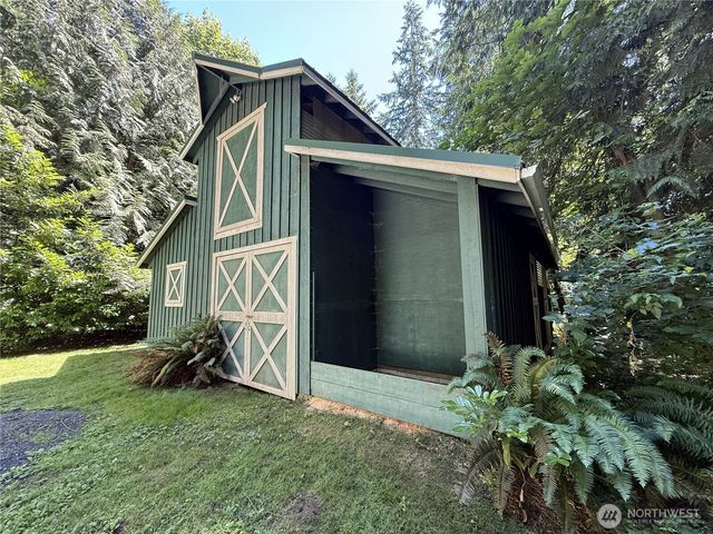 2015 290th Avenue NE, Carnation, WA 98014