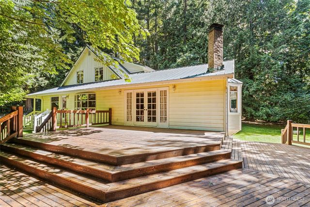2015 290th Avenue NE, Carnation, WA 98014