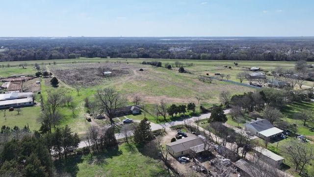 3131 Middlefield Road, Dallas, TX 75253