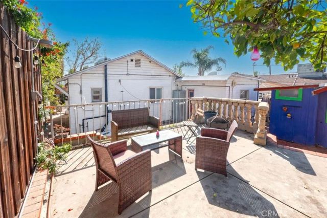 13217 Raven, Sylmar, CA 91342