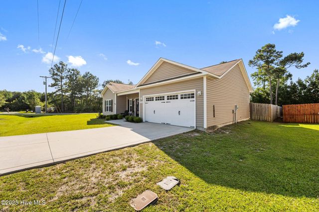 256 Sweet Gum Lane, Richlands, NC 28574