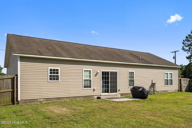 256 Sweet Gum Lane, Richlands, NC 28574