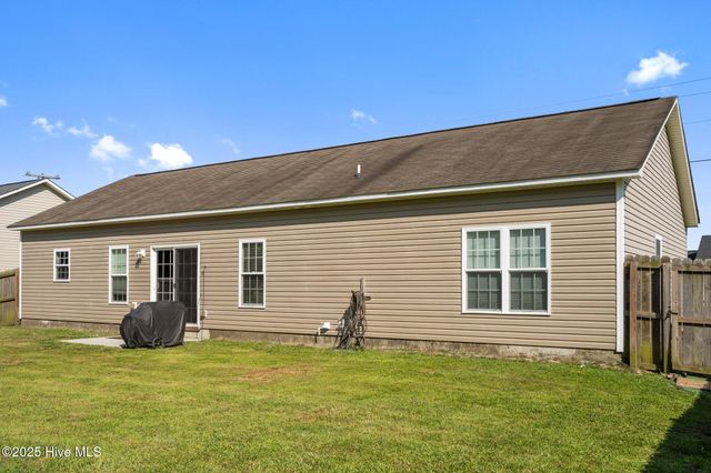 256 Sweet Gum Lane, Richlands, NC 28574