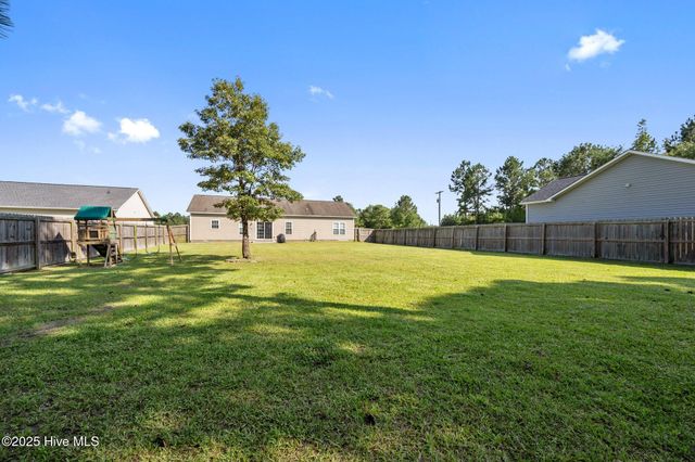 256 Sweet Gum Lane, Richlands, NC 28574