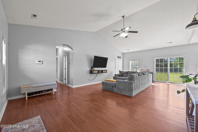256 Sweet Gum Lane, Richlands, NC 28574